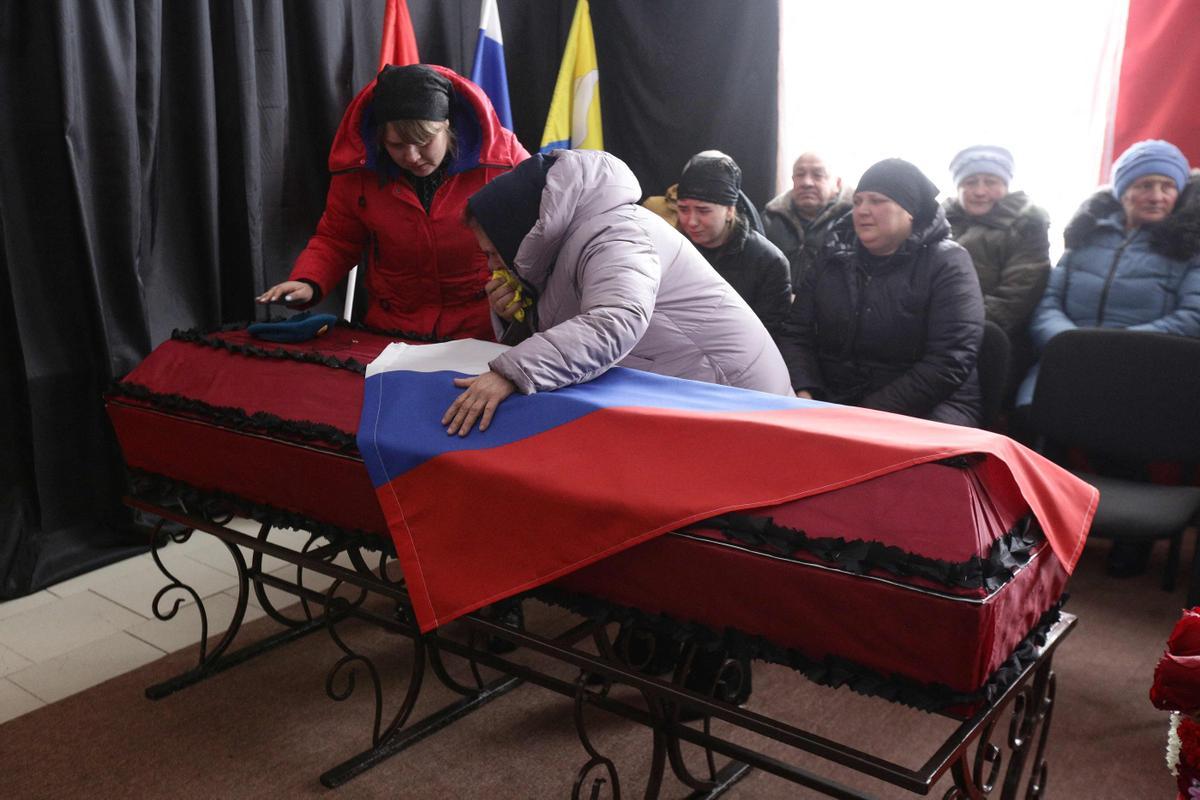 Funeral de Sergei Sokolov, un militar de 21años, muerto durante una acción militar rusa en Ucrania.
