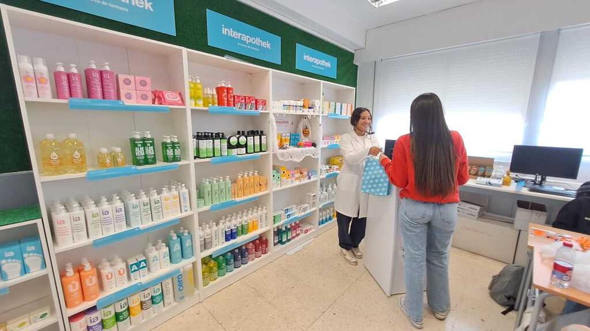 Aula de simulación de farmacia Hefame
