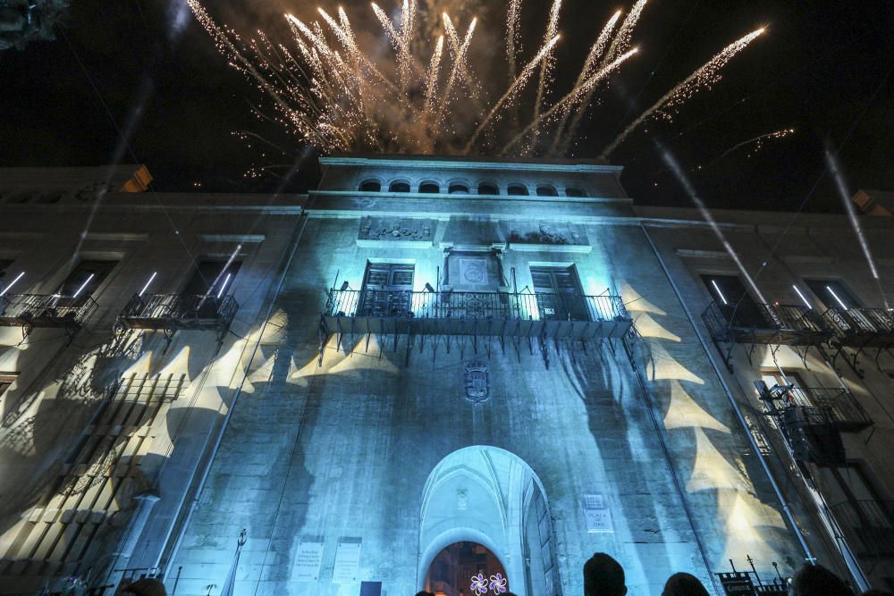 El pregón de las fiestas de Elche, en imágenes