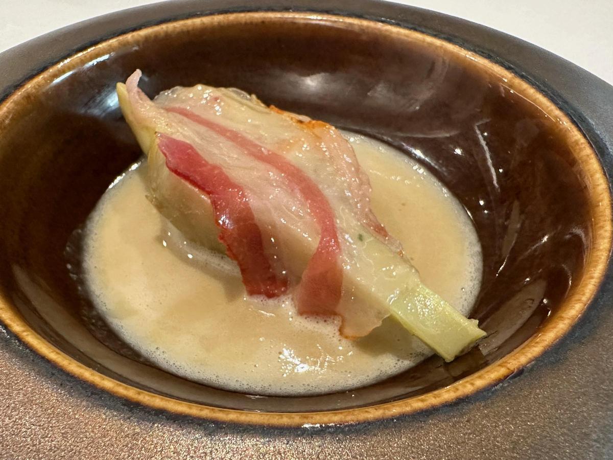 Alcachofa con velo de papada.