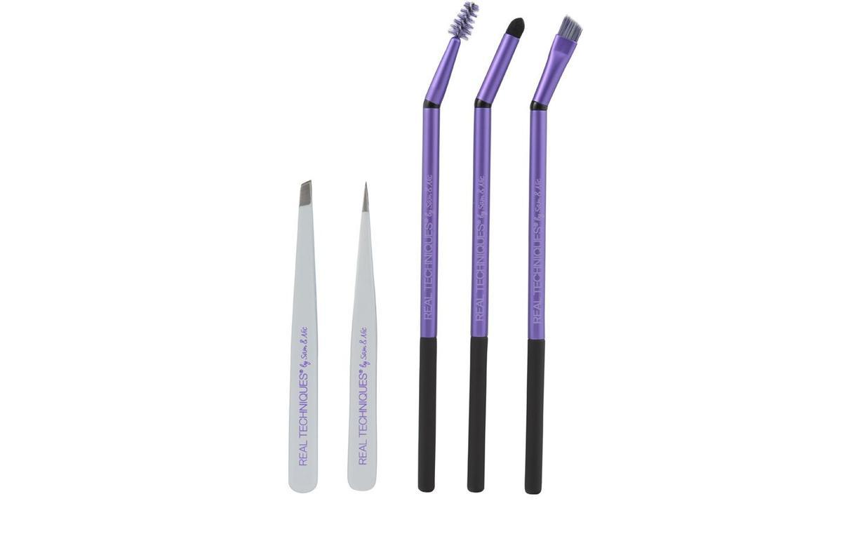 9. Brow Set, de Real Techniques