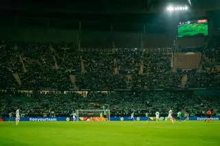 El Betis vuelve a romper su techo con 57.650 abonados y alcanza una cifra histórica para la Champions