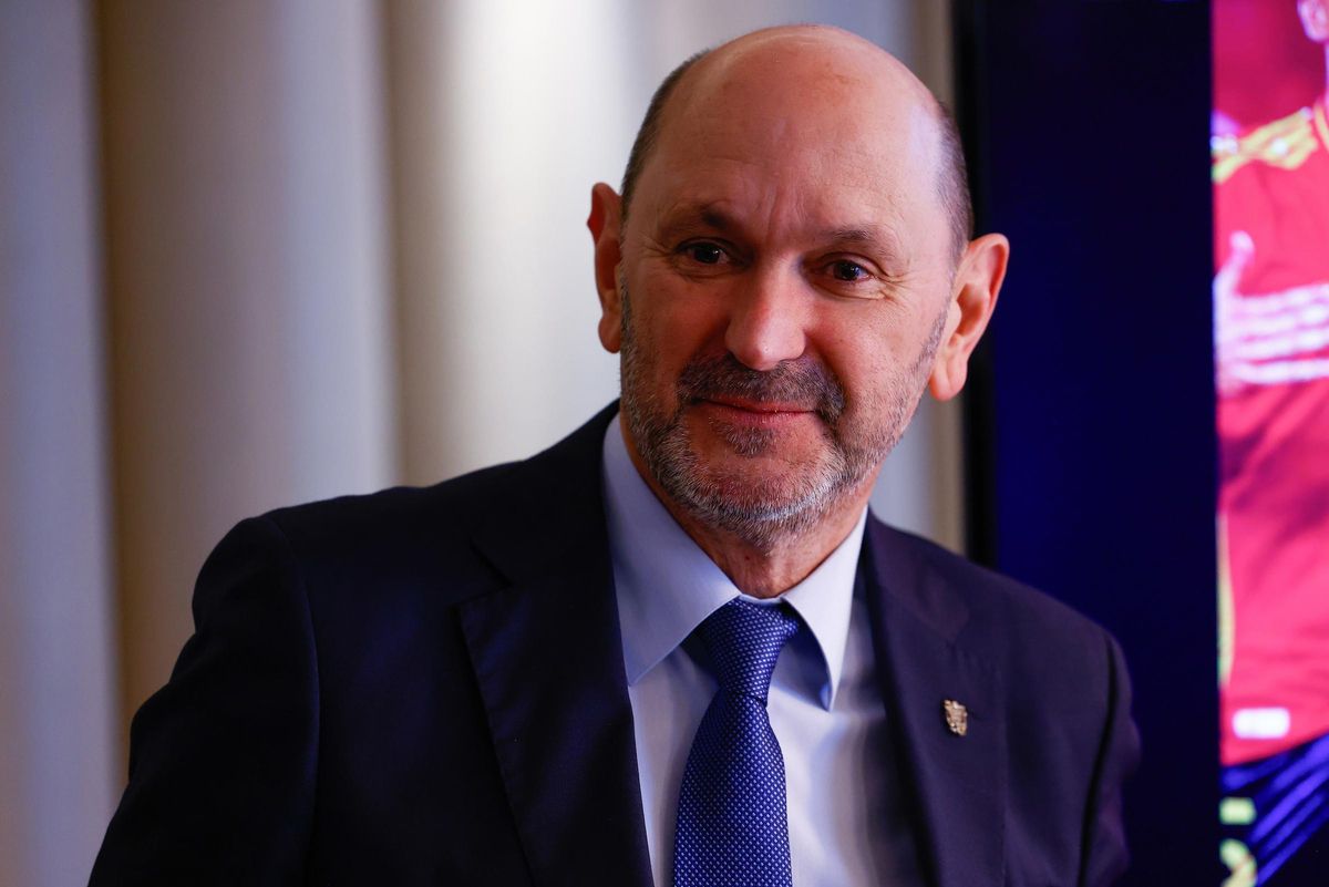 El Govern, estupefacte davant l’elecció de Louzán El Govern, estupefacte davant l’elecció de Louzán