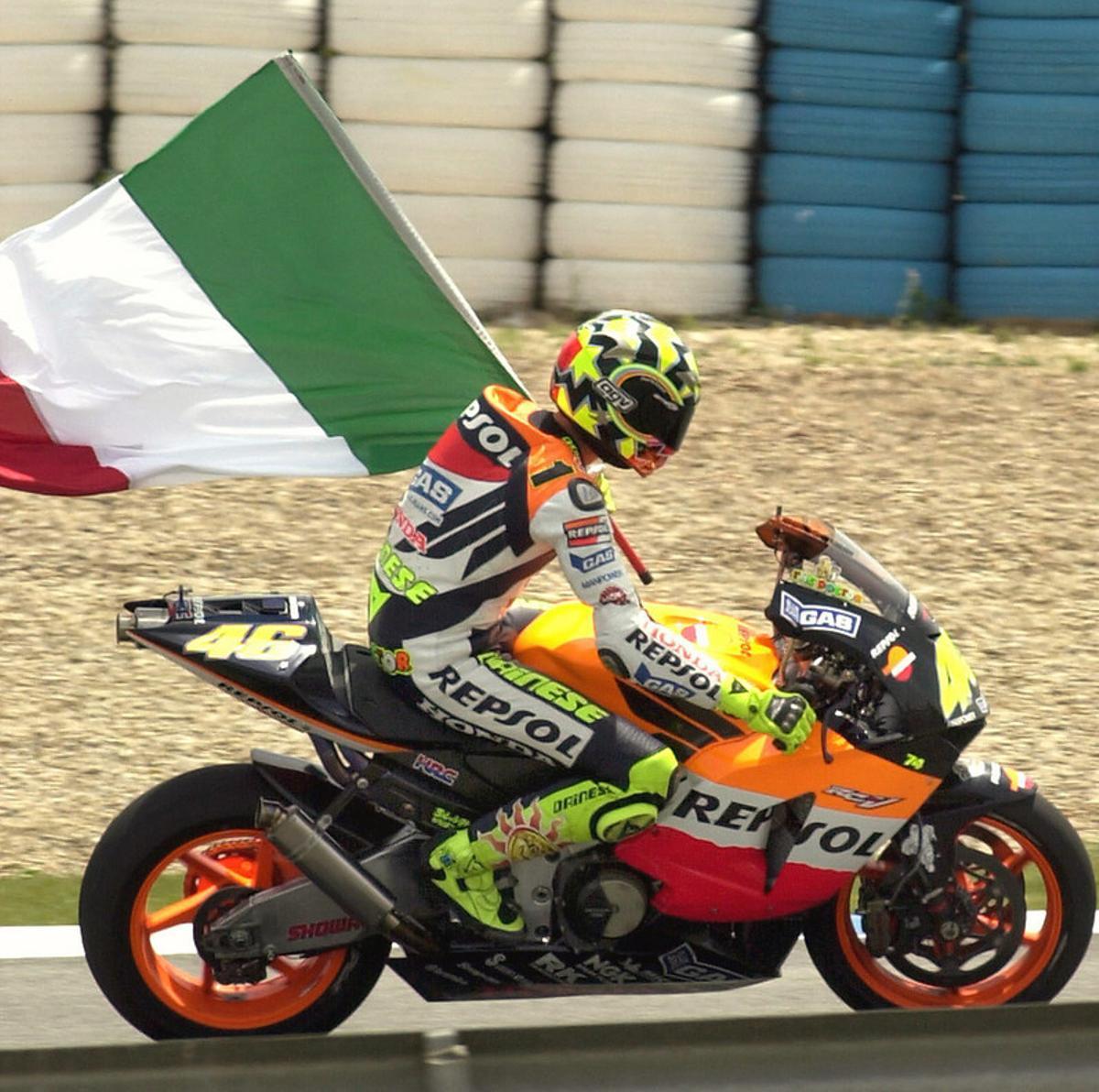 20 años del debut de Valentino Rossi en imágenes