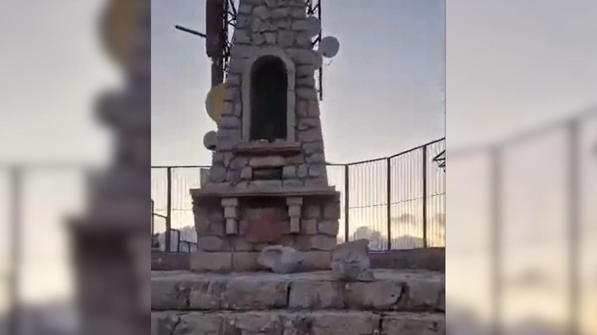 Imagen de la virgen de la Cinta destrozada por un acto vandálico