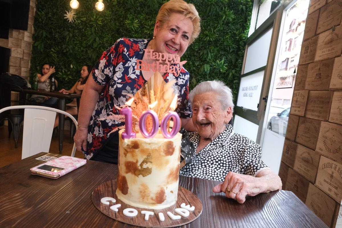 La alicantina Clotilde Escapa cumple 100 años