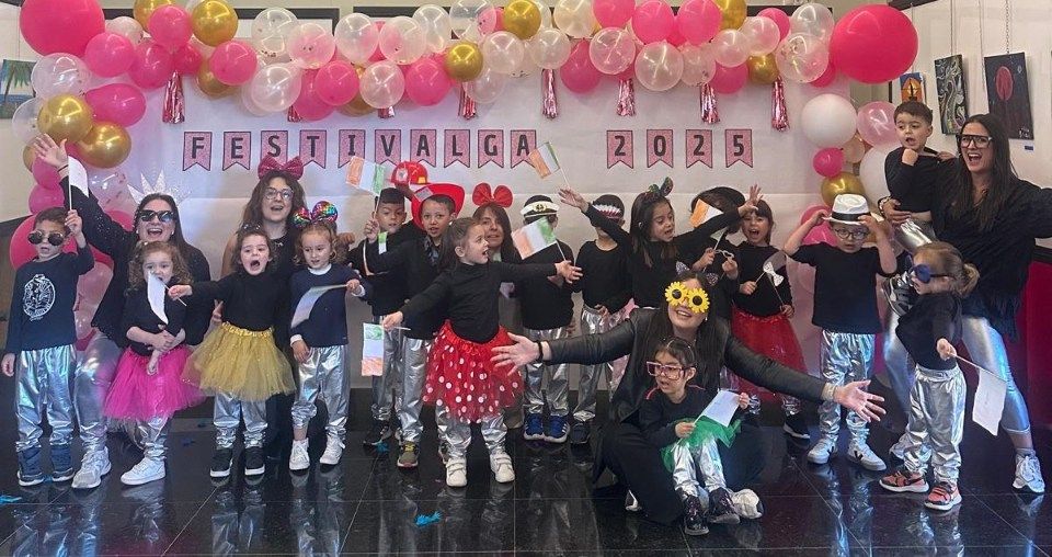 Un momento del Festivalga, la cita con la música donde los niños son los teloneros de Eurovisión.
