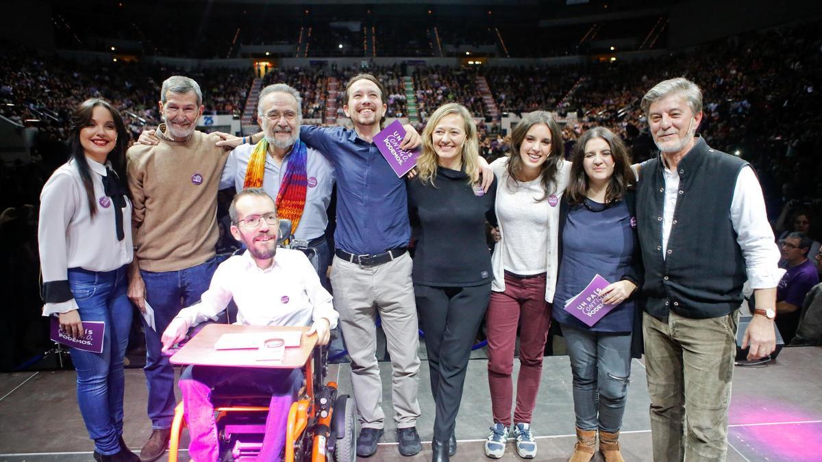 Echenique y Santisteve, en un mitin de Podemos en Zaragoza con líderes como Pablo Iglesias o Irene Montero.