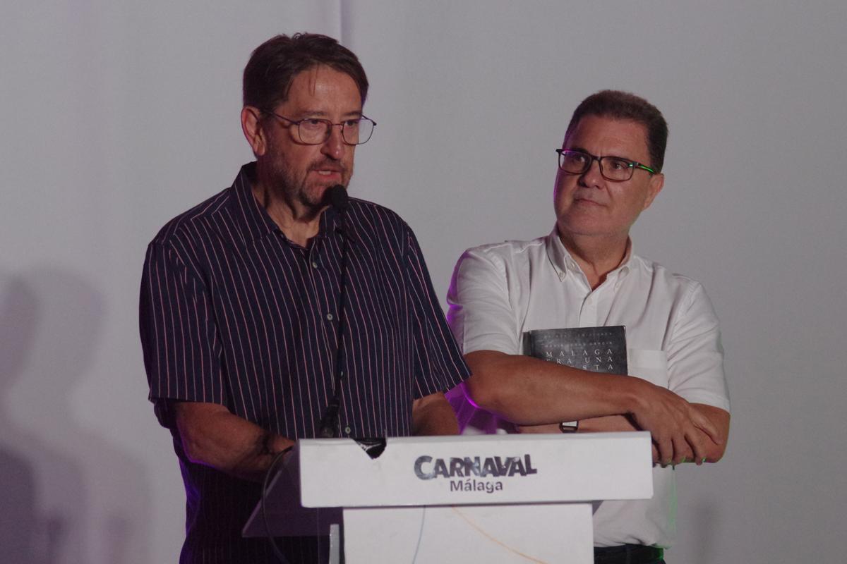 José Luis Puche presenta su obra que será el cartel anunciador del Carnaval de Málaga 2025