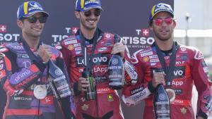 Bagnaia aprovecha un error de Martín para arrasar en Misano-2