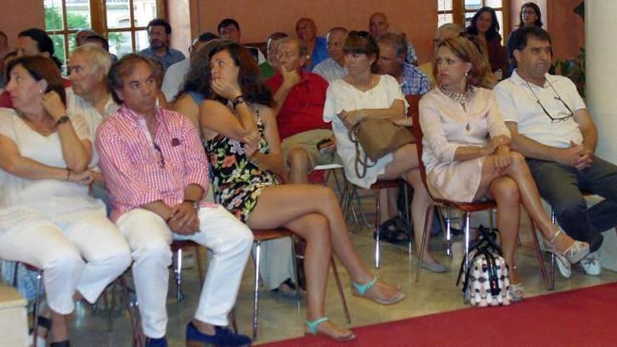 Alcaldes y vecinos se conjuran por el tren de Dénia a Gandia