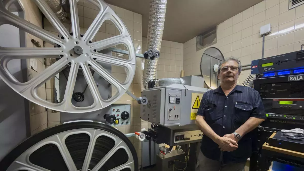 Libros sobre Nolan y proyecciones en 70 mm: así vive València el fenómeno de la "Odisea"