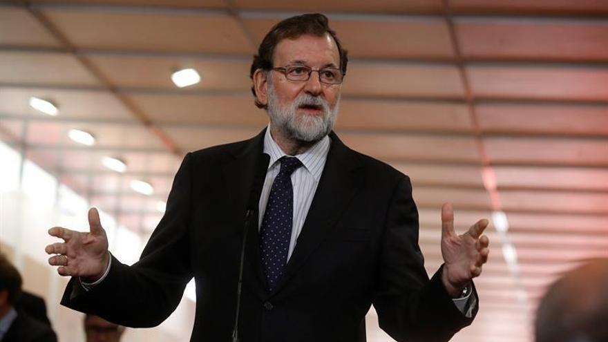 Rajoy busca el apoyo del PSOE para acordar una nueva financiación autonómica