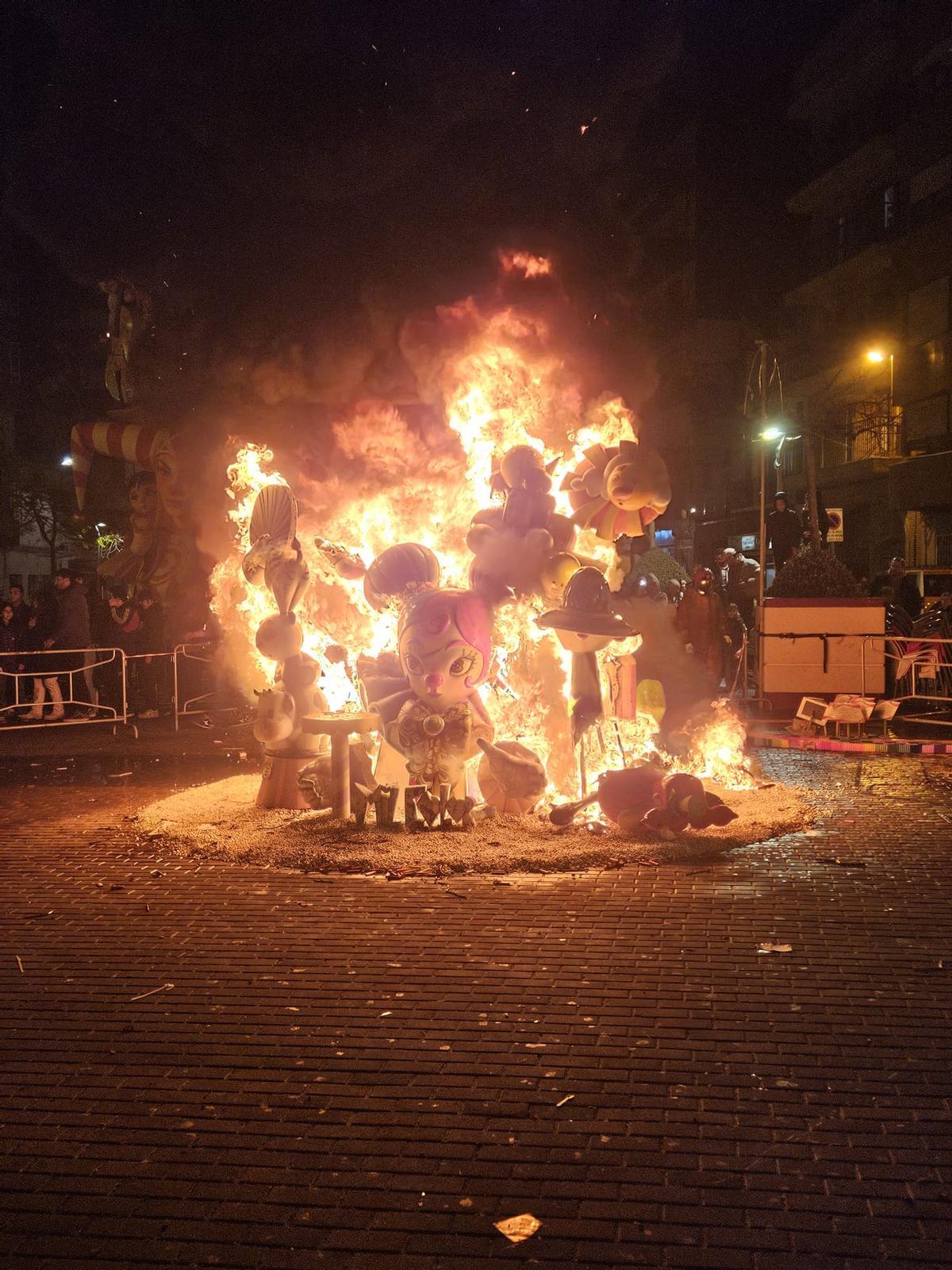 La falla Passeig ya es historia.