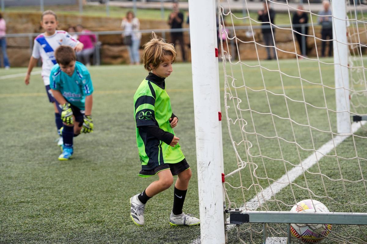 Imatges del Luca Pascual Pardo i el seu debut amb el Castellnou de futbol sub-9 Imatges del Luca Pascual Pardo i el seu debut amb el Castellnou de futbol sub-9