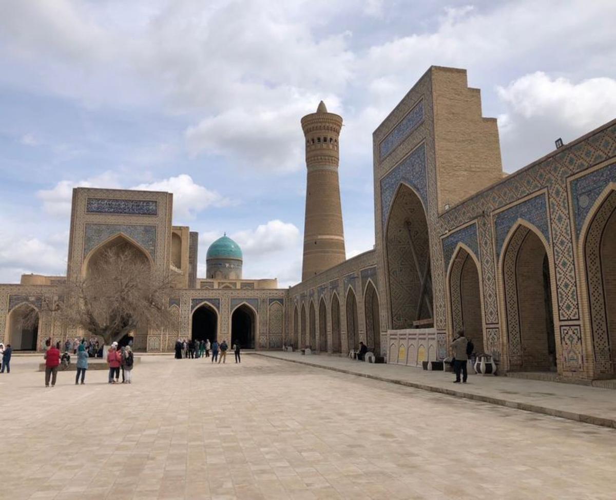 Uzbekistán, viaje a un país lejano con algo familiar 
