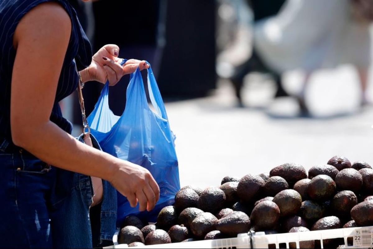 Avocados sind bei Käufern in Europa immer beliebter, so wie hier auf einem Markt in London