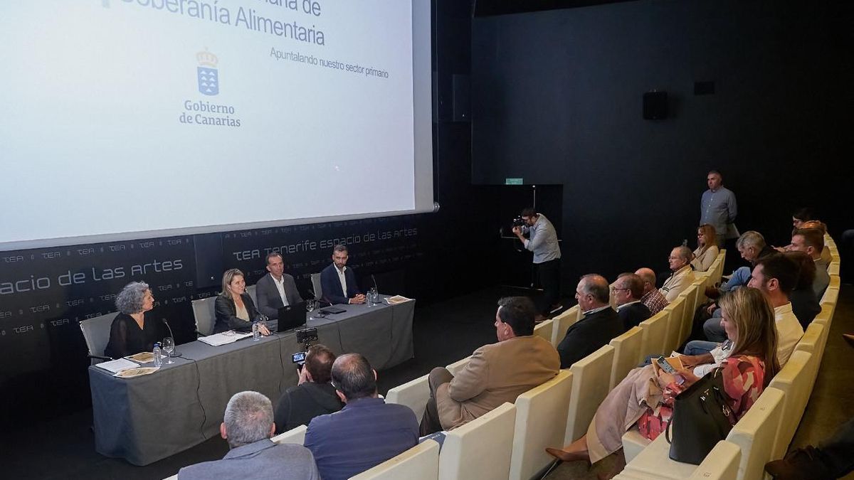 Vanoostende presenta al sector la Estrategia Canaria de Soberanía Alimentaria