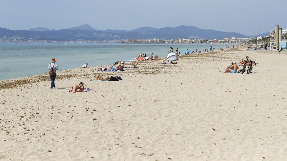 Aspecto que presentaba la Platja de Palma este viernes.