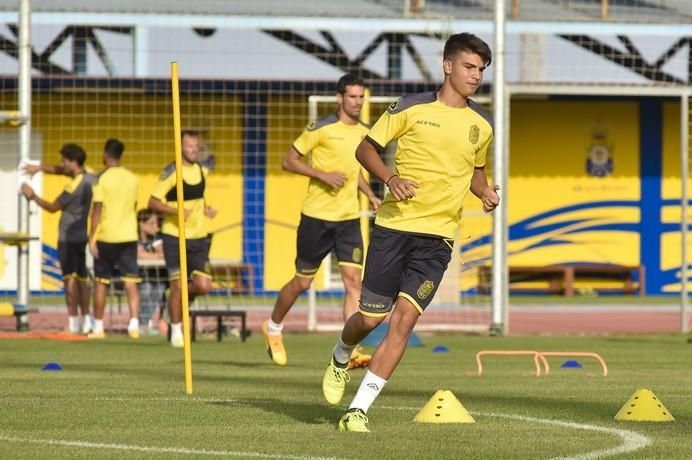 Entrenamiento de la Unión Deportiva Las Palmas ...