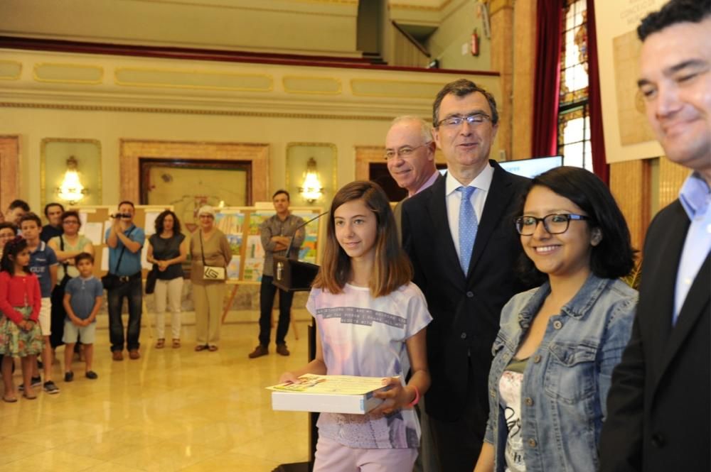 El alcalde de Murcia entrega a los niños y niñas los premios municipales del Día del Medio Ambiente