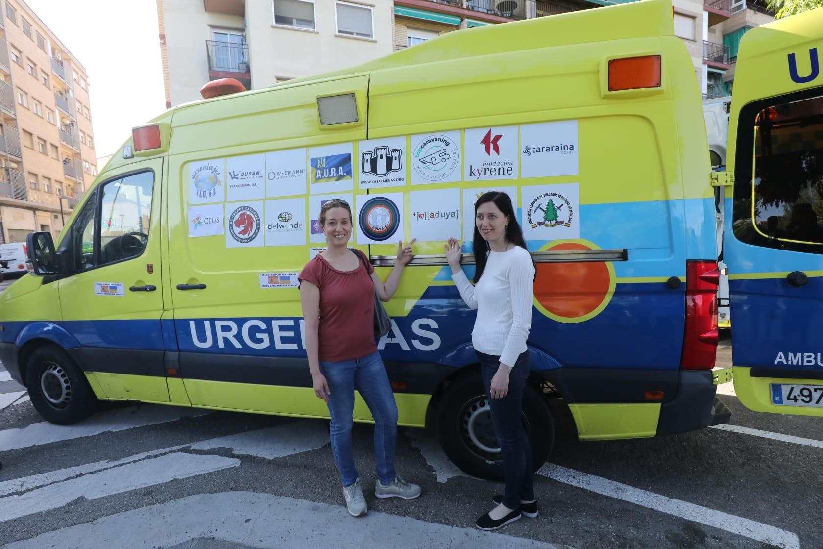 La asociación AURA envía desde Zaragoza dos ambulancias cargadas con material sanitario a Ucrania