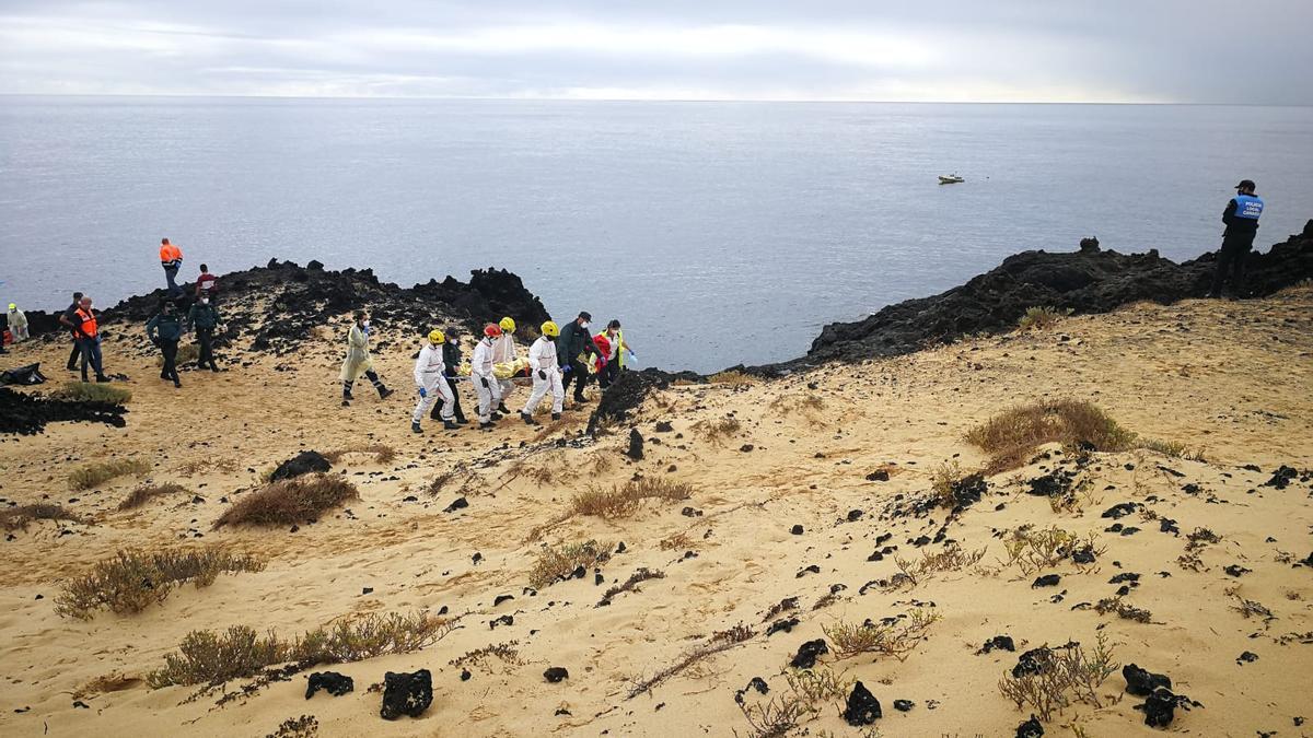 Llega una patera a Lanzarote