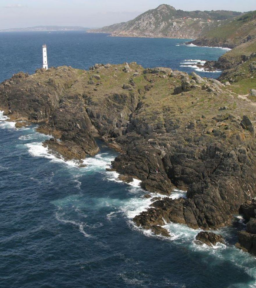 Parece &#039;Piratas del Caribe&#039;, pero es un pueblo gallego: las playas a las que ir sí o sí con tus hijos