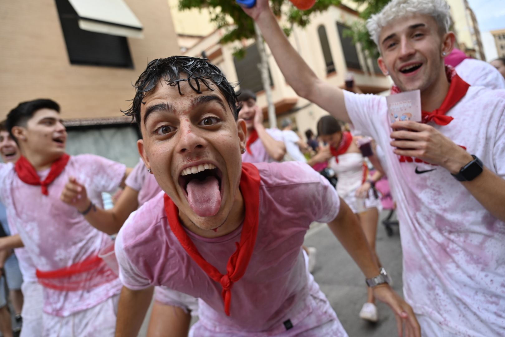 Imaginación y humor al poder en el desfile de las collas del Grau