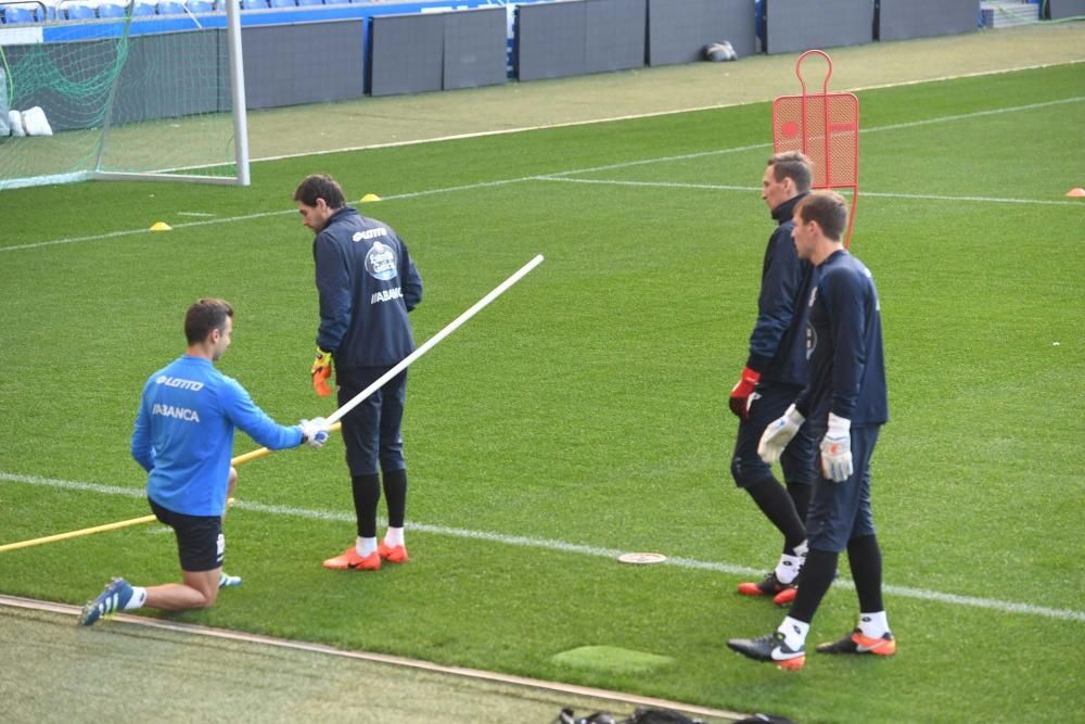 Los futbolistas completaron la última sesión previa al trascendental encuentro en Leganés.La principal novedad en la lista es Álex Bergantiños, que viaja debido a la lesión de Celso Borges.