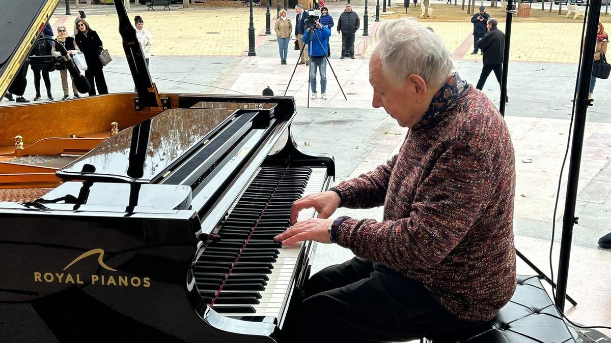 40 pianista optan al Concurso Internacional de Piano de Campillos.