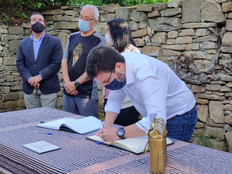 Pere Aragonès visita Sant Pere de Vallhonesta