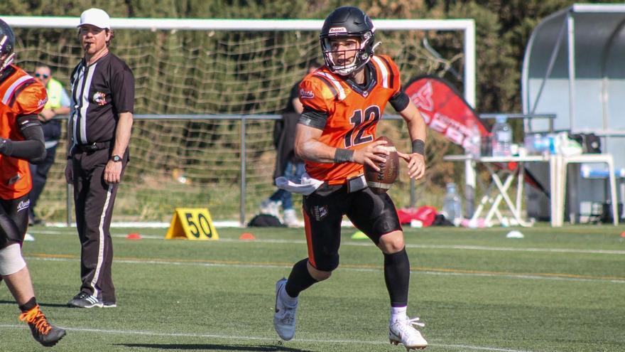 El jonquerenc Guillem Llinares fitxa pel Barcelona Dragons de futbol americà