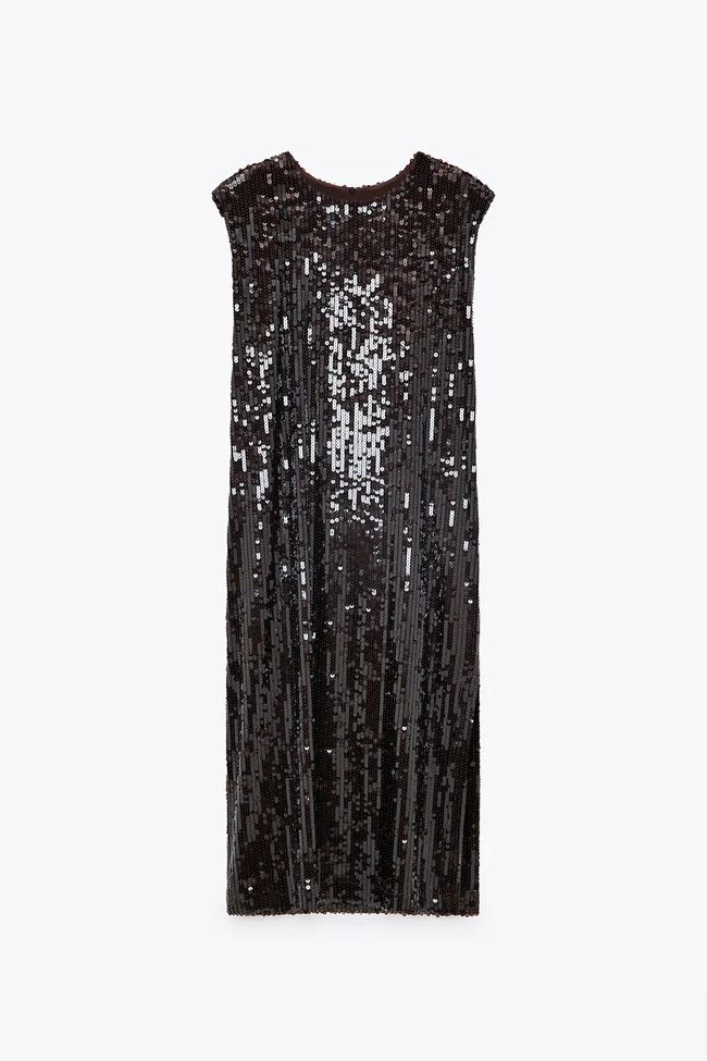 Vestido de lentejuelas marrón de corte recto, de Zara