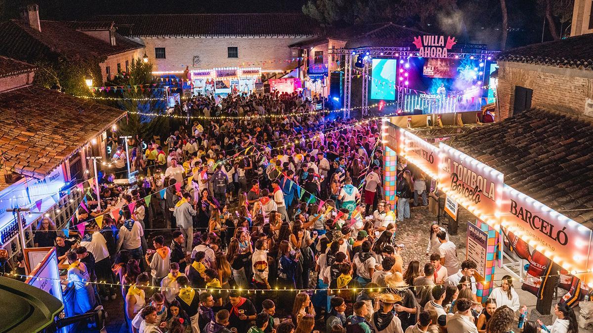 Villa Ahora, la fiesta creada por Ron Barceló como homenaje a las celebraciones populares, regresará el 25 de septiembre a una ubicación secreta de Madrid.