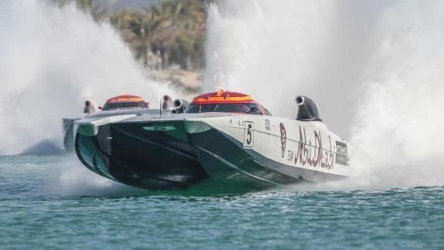 Una embarcación de Clase-1, en el Gran Premio de Abu Dhabi.