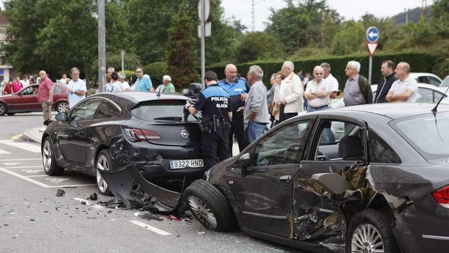 Estado en el que quedaron los vehículos después del accidente.