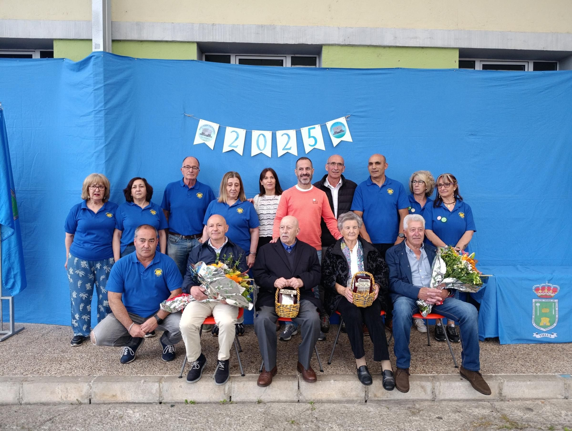 Viella homenajea sus mayores
