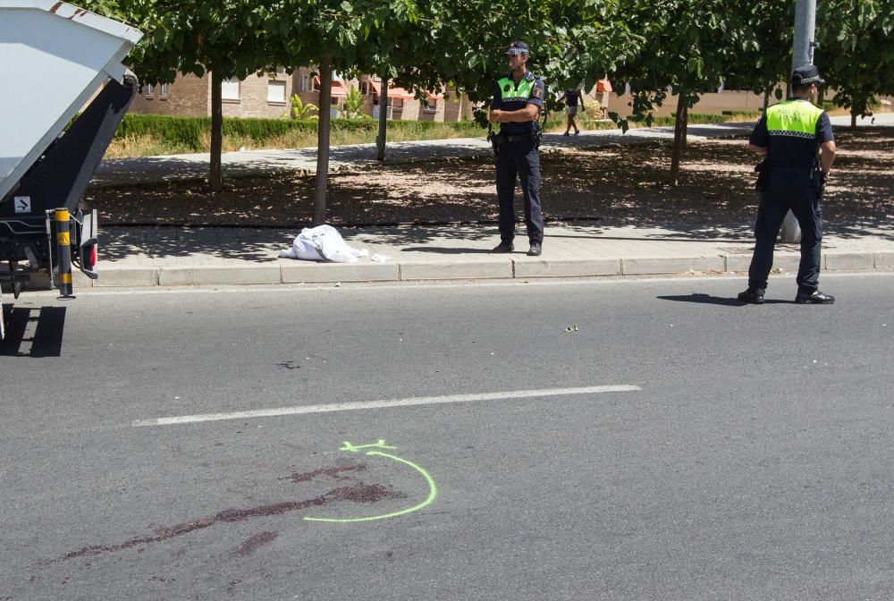 El accidente ha ocurrido a las 14.20 horas en la rotonda de la avenida Historiador Vicente Ramos y la avenida de las Naciones