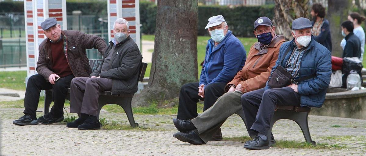 Pensions: ampliar de 25 a 35 els anys cotitzats per calcular la prestació suposa una retallada del 8,2%