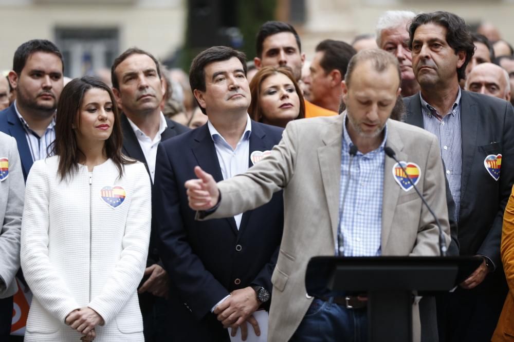 Concentración de Ciudadanos en defensa del Estatuto de Autonomía