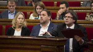 Puigdemont, durante la sesión de control de este miércoles en el Parlament.