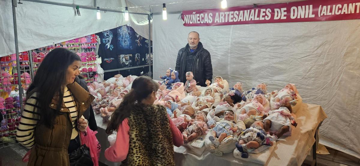 Así es el mercado de Reyes Magos en las noches del Cabanyal Así es el mercado de Reyes Magos en las noches del Cabanyal