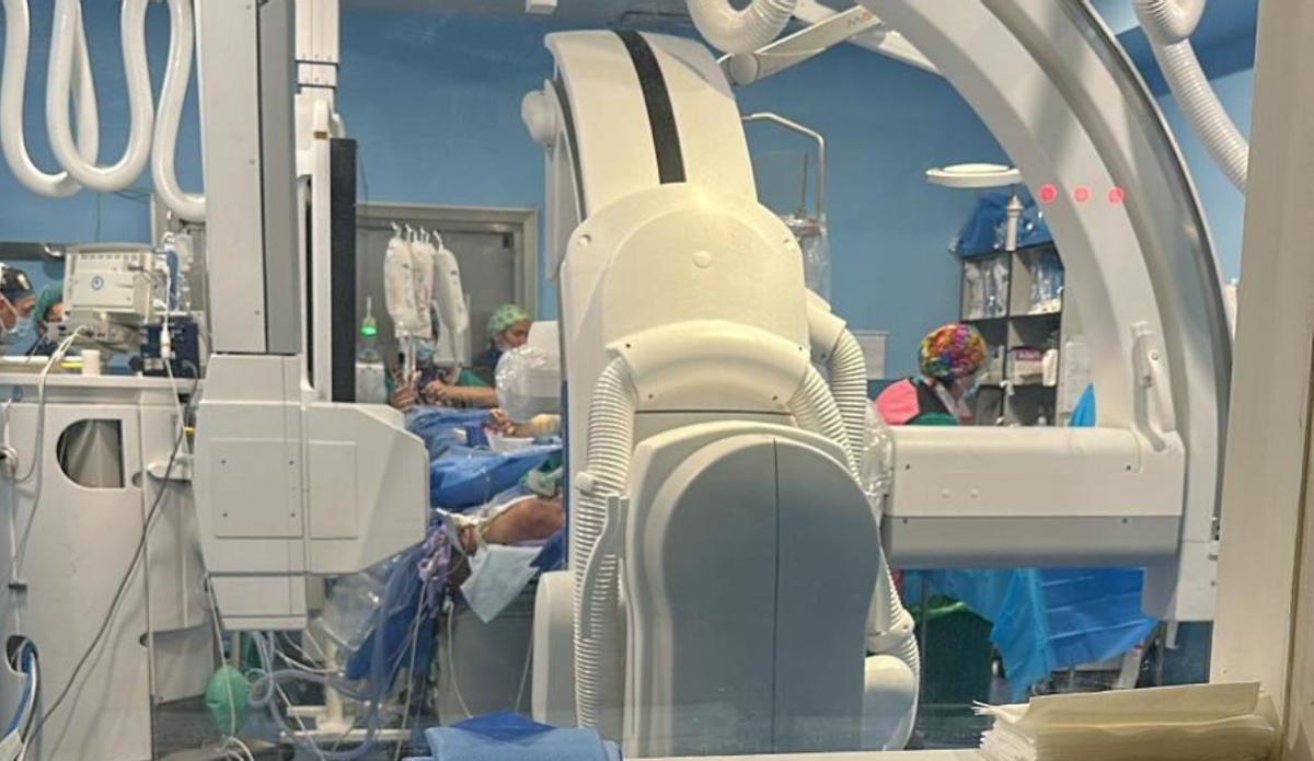 El Hospital Dr. Negrín pone en marcha la trombectomía mecánica para tratamientos de ictus isquémicos graves