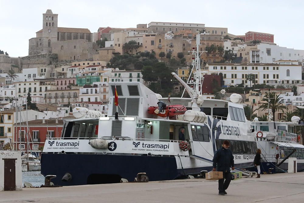 El puerto de Ibiza se ha cerrado.