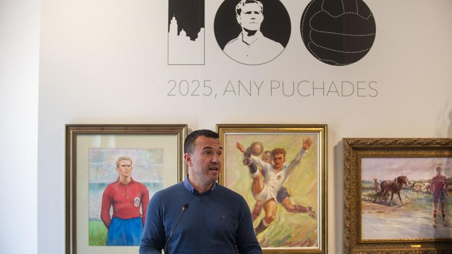 Gavarda acoge una exposición sobre la leyenda del Valencia CF Antonio Puchades