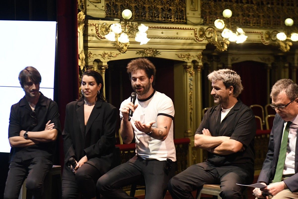 Presentación de la canción 'Esto es Murcia' en el Teatro Romea
