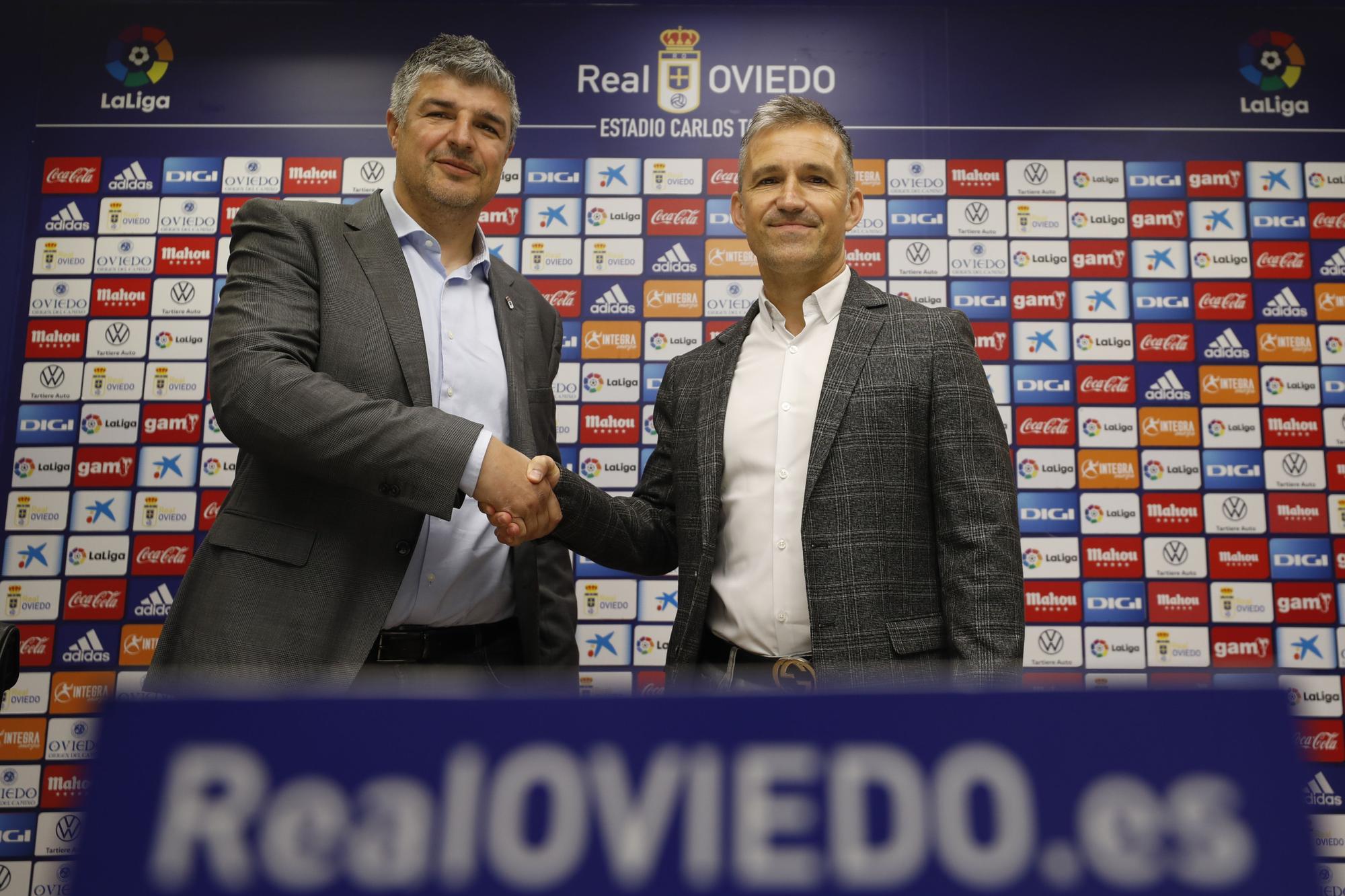 EN IMÁGENES: Presentación de Tito Blanco como nuevo director deportivo del Real Oviedo