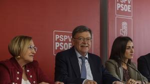 El president de la Generalitat valenciana y secretario general del PSPV-PSOE, Ximo Puig (c)