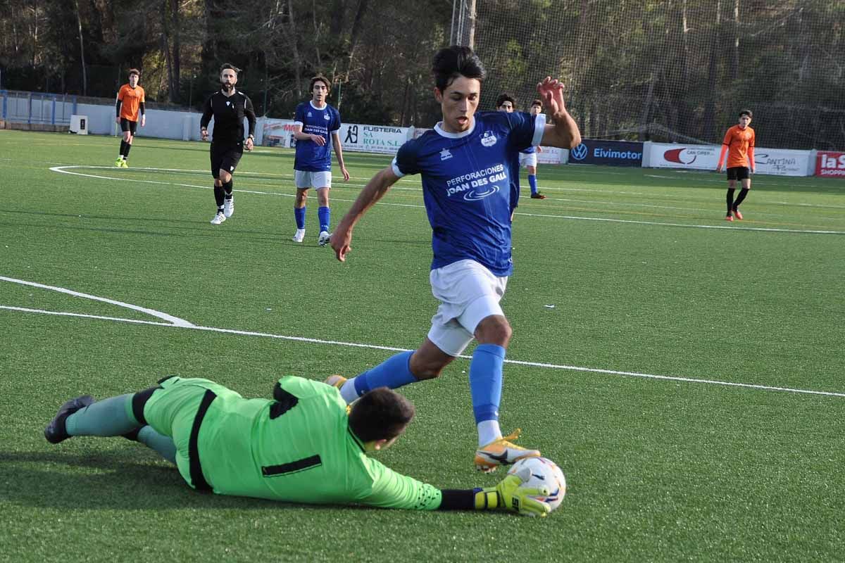 Imágenes de la jornada de fútbol base (17/18 abril)